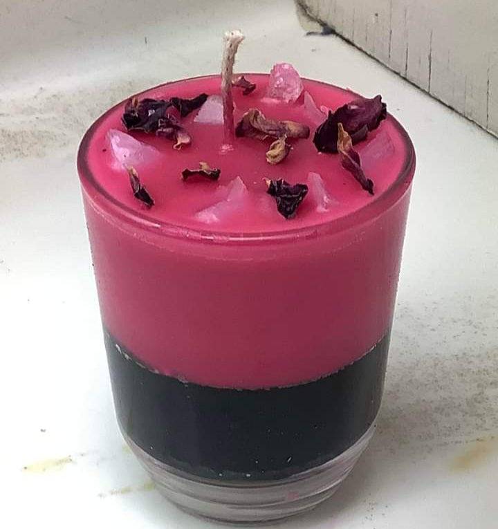 Romance seaker love spell candle - Burning Times Candles