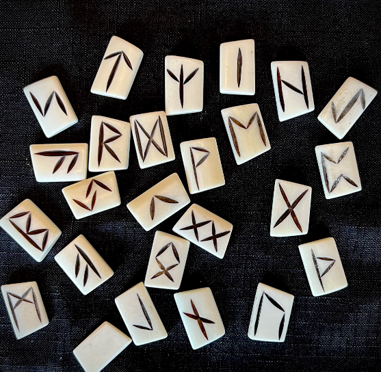 Bone Rune Set